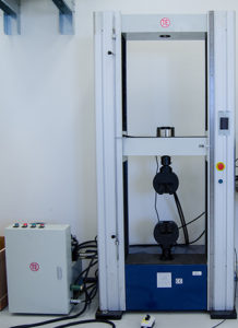 Trhací stroj digitální elektromechanický WDW-50 Trhací stroj digitální elektromechanický WDW-50
