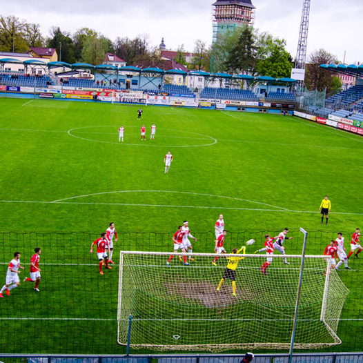 Fotbalové derby studentů Technika – Univerzita se hraje v pondělí