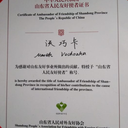 Rektor VŠTE obdržel ocenění od představitelů provincie Shandong