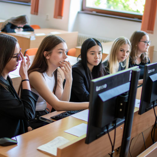 Návrh maloobchodní jednotky – to byl úkol pro studenty VŠTE a SŠ obchodní v rámci Projektového dne